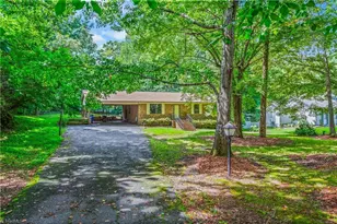 334 Forest Creek Dr, Wallburg, NC 27107 - Photo 16