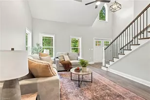 4814 Selwyn Dr, Winston-Salem, NC 27104 - Photo 8