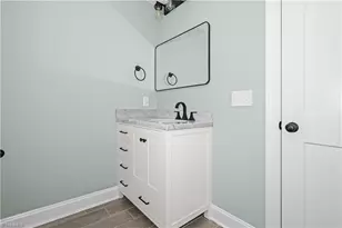 4814 Selwyn Dr, Winston-Salem, NC 27104 - Photo 38