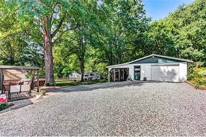712 Liberty Street, Ramseur, NC 27316 - Photo 44