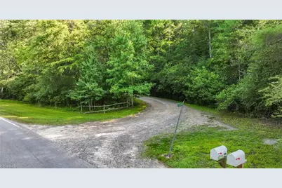 Tbd Boone Trail, Purlear, NC 28665 - Photo 4