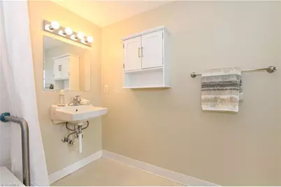 1101 N Elm Street #805, Greensboro, NC 27401 - Photo 28