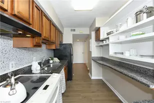 1101 N Elm St, Greensboro, NC 27401 - Photo 16