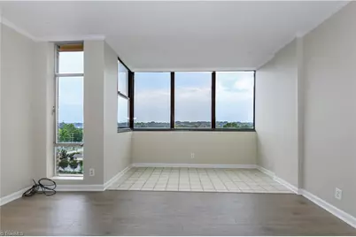 1101 N Elm Street #805, Greensboro, NC 27401 - Photo 10