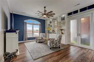 113 N Church St, Greensboro, NC 27401 - Photo 8