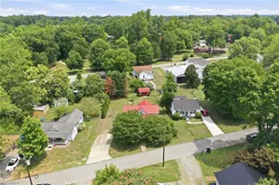 410 W Lee St, Mebane, NC 27302 - Photo 26