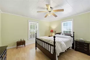 410 W Lee St, Mebane, NC 27302 - Photo 6