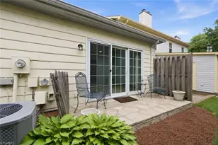 1109 Yellowbell Pl, Greensboro, NC 27410 - Photo 22