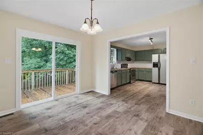 150 Meadow Wood Drive, Thomasville, NC 27360 - Photo 8