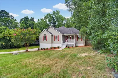 150 Meadow Wood Drive, Thomasville, NC 27360 - Photo 1