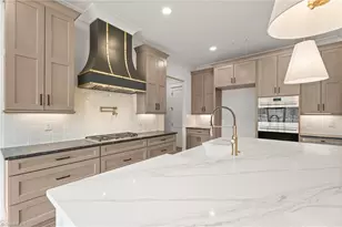744 Royal Jasmine Ct, Winston-Salem, NC 27106 - Photo 8