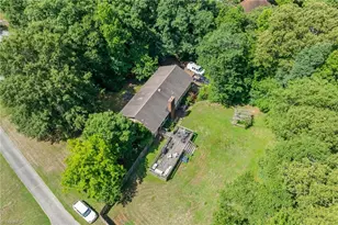 601 Burning Bush Dr, Pleasant Garden, NC 27313 - Photo 18