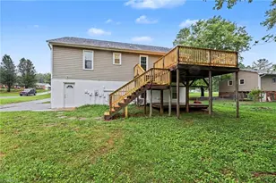 1960 Old Hollow Rd, Walkertown, NC 27051 - Photo 20