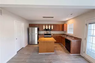4824 Yellow Locust Dr, Greensboro, NC 27214 - Photo 2
