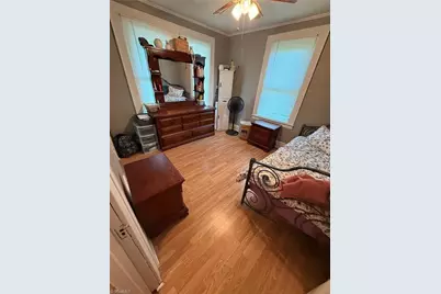 409 E Oak Street, Mount Airy, NC 27030 - Photo 16