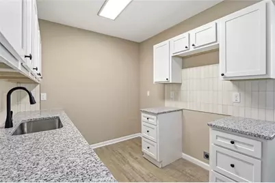 343 Westgate Court, Lexington, NC 27295 - Photo 8