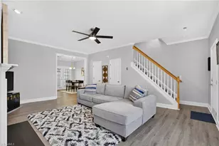 4405 Baylor St, Greensboro, NC 27455 - Photo 8