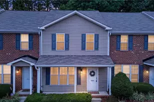 4405 Baylor St, Greensboro, NC 27455 - Photo 4