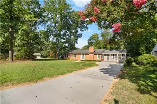 122 Park Ln, Lexington, NC 27292 - Photo 2