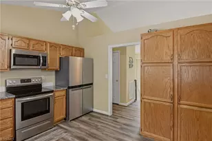 120 Hazelwood Ct, Lexington, NC 27295 - Photo 10