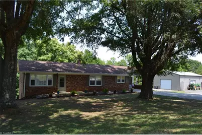 9230 Nc Highway 704, Madison, NC 27025 - Photo 2