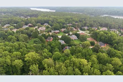 5605 Wildrose Drive, Greensboro, NC 27410 - Photo 8