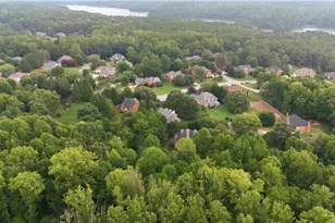 5605 Wildrose Dr, Greensboro, NC 27410 - Photo 8