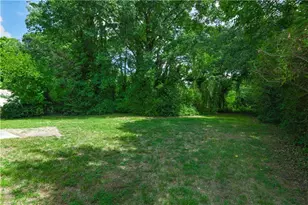 2306 Cherokee Dr, Greensboro, NC 27408 - Photo 30