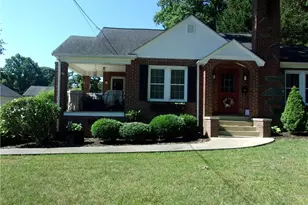 1247 Sunset Dr, Asheboro, NC 27205 - Photo 2