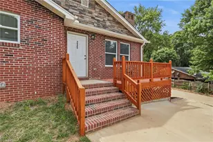 235 Quail Dr, Winston-Salem, NC 27105 - Photo 4