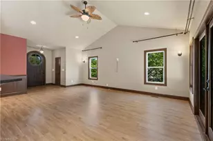 4045 Clapp Mill Rd, Burlington, NC 27215 - Photo 16
