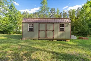 4045 Clapp Mill Rd, Burlington, NC 27215 - Photo 46