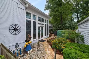 123 Beverly Pl, Greensboro, NC 27403 - Photo 40