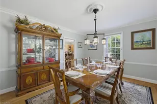 123 Beverly Pl, Greensboro, NC 27403 - Photo 10