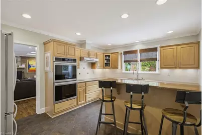 123 Beverly Place, Greensboro, NC 27403 - Photo 14
