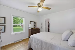 247 Country Club Dr, Eden, NC 27288 - Photo 14