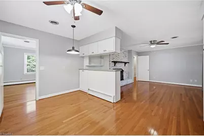 2911 Cornwallis Drive W, Greensboro, NC 27408 - Photo 12