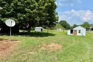 2022 Wicker Lovell Rd, Randleman, NC 27317 - Photo 6