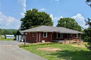 2022 Wicker Lovell Rd, Randleman, NC 27317 - Photo 2