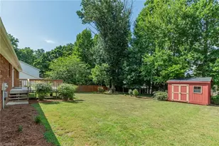 2511 Northfork Terrace, High Point, NC 27265 - Photo 38