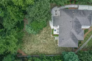 4001 Briarwood Ave, High Point, NC 27265 - Photo 48