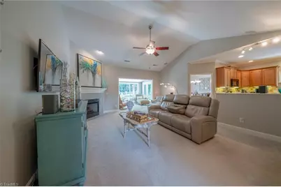 4001 Briarwood Avenue, High Point, NC 27265 - Photo 6