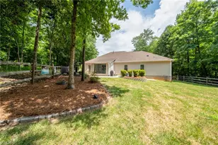 4001 Briarwood Ave, High Point, NC 27265 - Photo 40