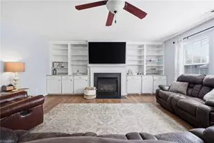 116 W View Dr, Burlington, NC 27215 - Photo 12