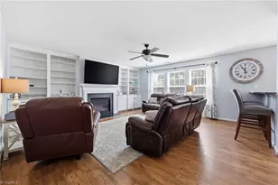 116 W View Dr, Burlington, NC 27215 - Photo 12