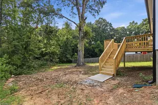1540 Reynolds Forest Dr, Winston-Salem, NC 27107 - Photo 18