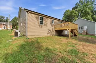 1540 Reynolds Forest Dr, Winston-Salem, NC 27107 - Photo 24