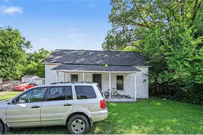 1109 N Park Avenue, Burlington, NC 27217 - Photo 1