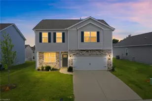 1420 Carisbrooke Dr, Mebane, NC 27302 - Photo 1