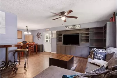 106 N Arlington Avenue, Jonesville, NC 28642 - Photo 8